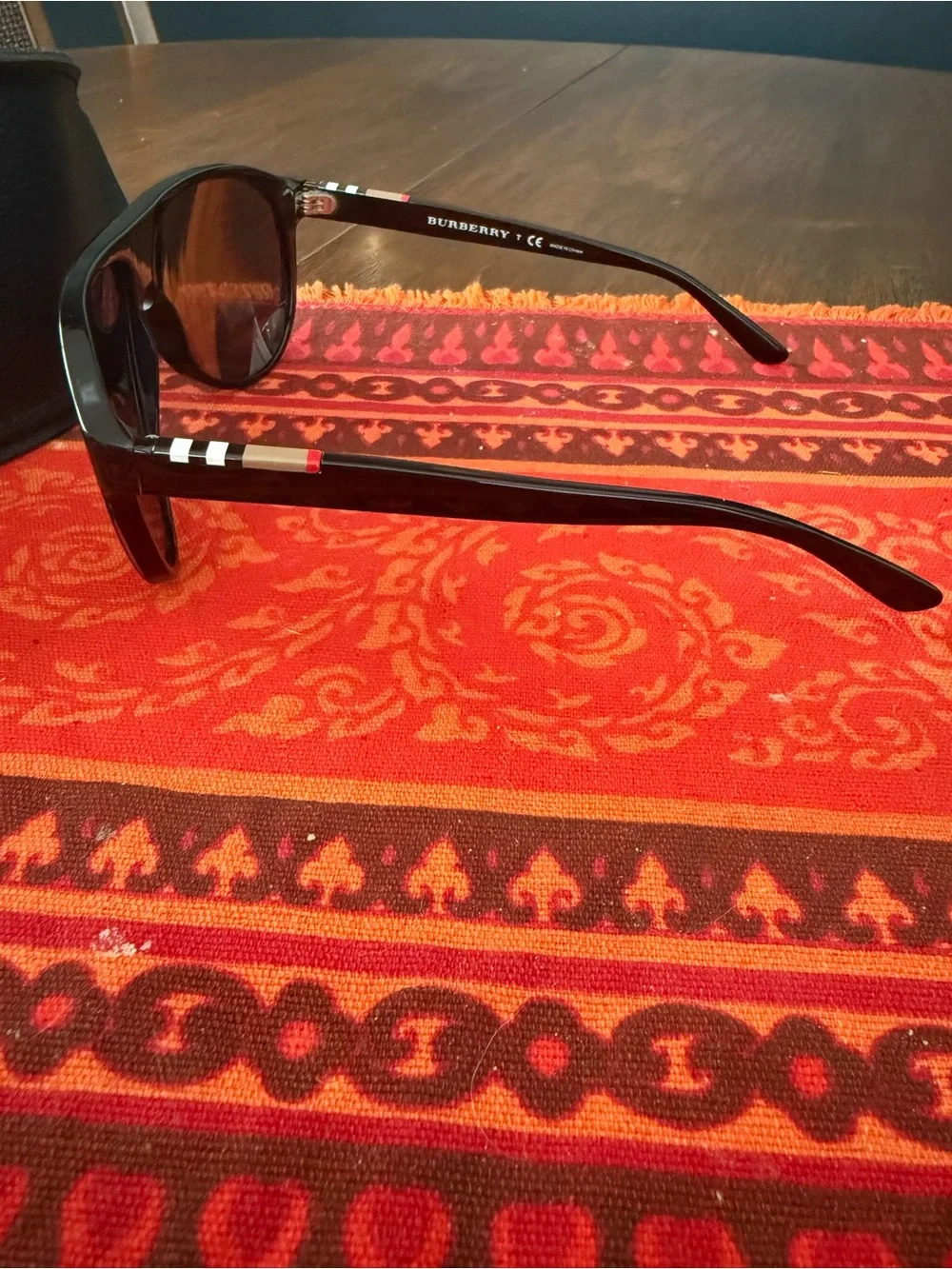 Burberry sunglasses